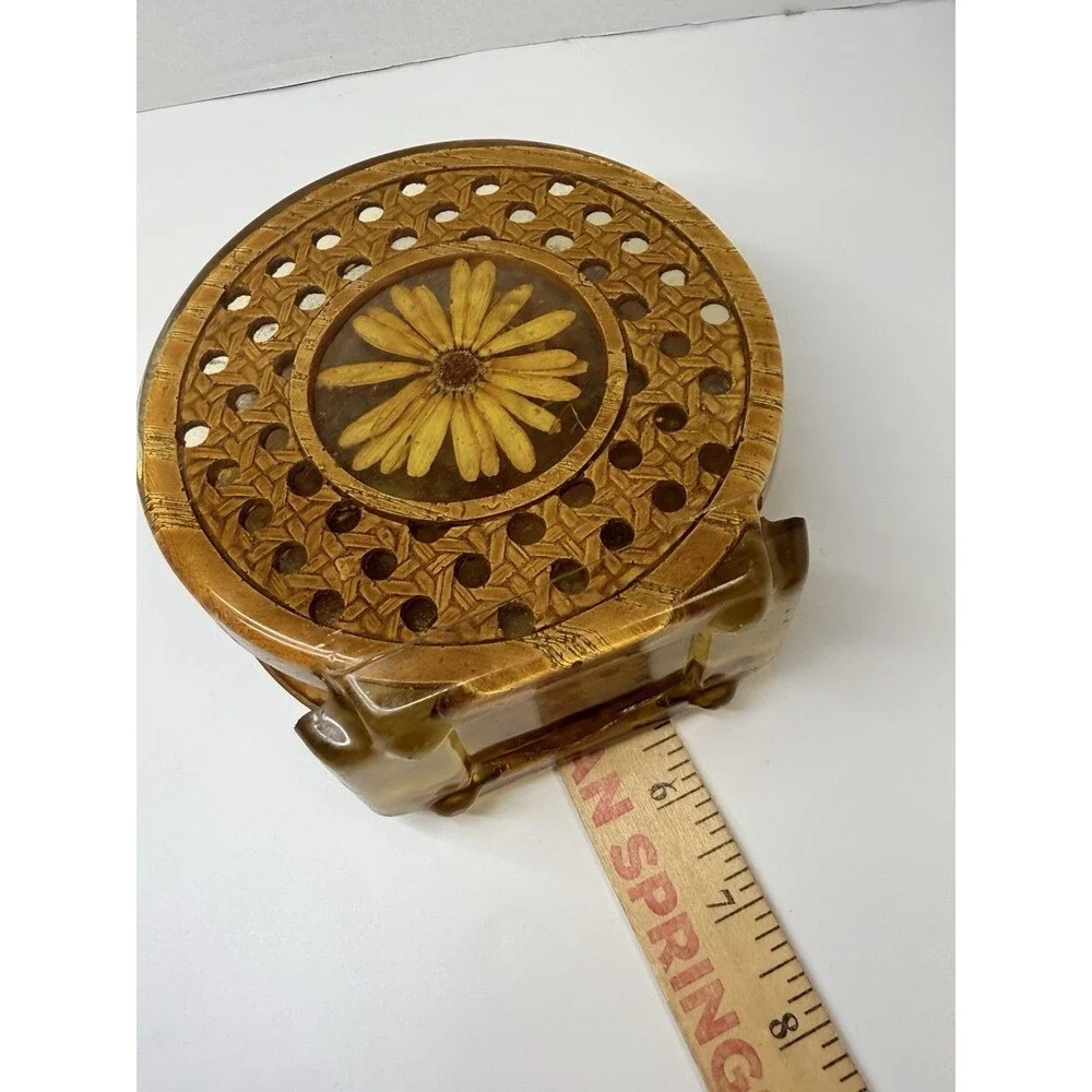 Vintage 1960s Gamut Designs LUCITE Acrylic Pressed Flower MCM Napkin Holder USA